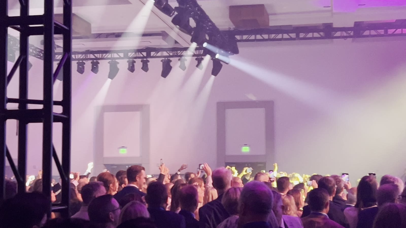 KPMG Los Angeles show environment