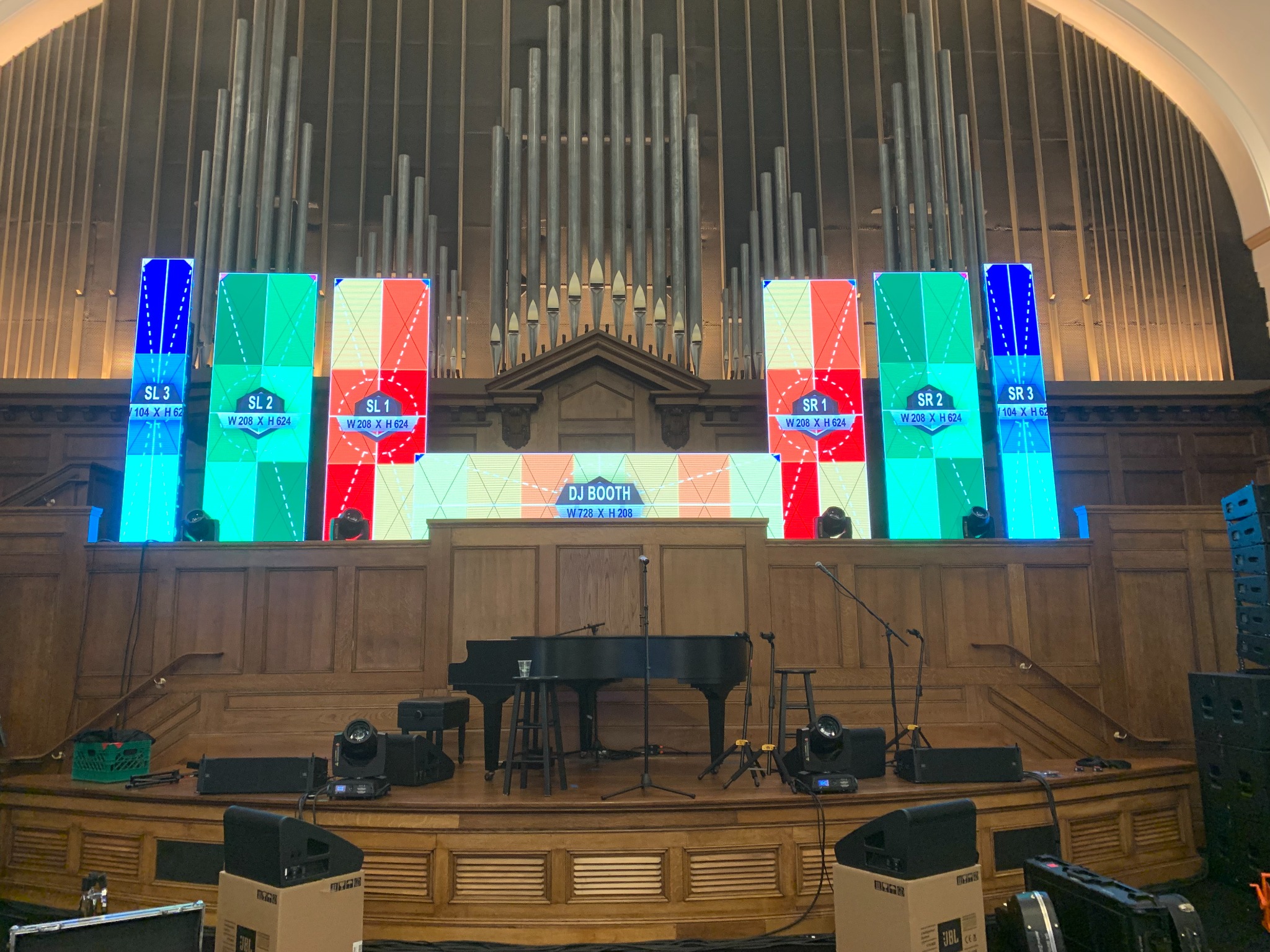 Private Seattle wedding LED and stage technical setup
